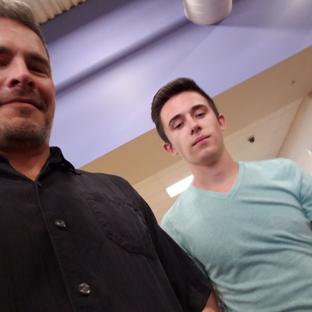 Meet your Posher, Guy